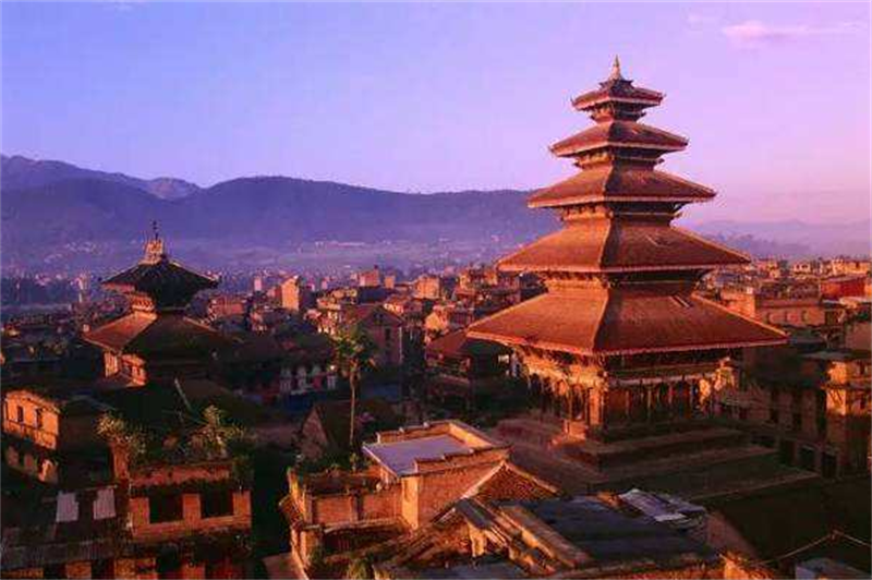 15 days Kathmandu Bhadgaon Paro Thimphu Punakha Chitwan Pokhara Dhampus tour