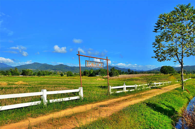 9 days Chiang Mai Pai Bangkok Hua Hin tour