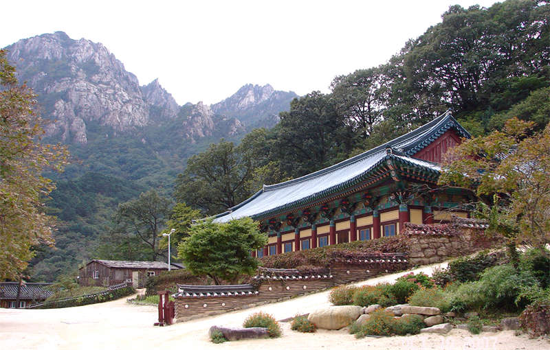 9 Days Korea Seoul, Mt. Seoraksan National Park, Andong, Gyeongju, Busan Tour