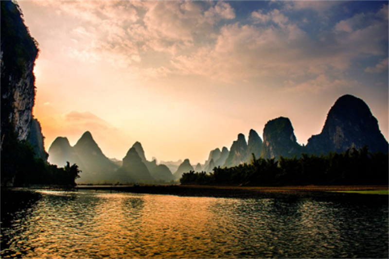 10, 11, or 12 Days Essence of China Tour: Beijing-Xian-Guilin-Yangshuo-Shanghai