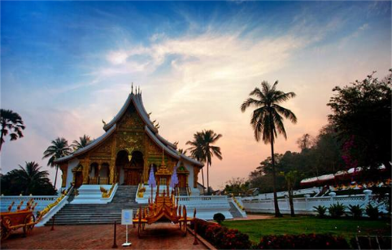 6 Days Vientiane-Vang Vieng-Luang Prabang Laos Tour